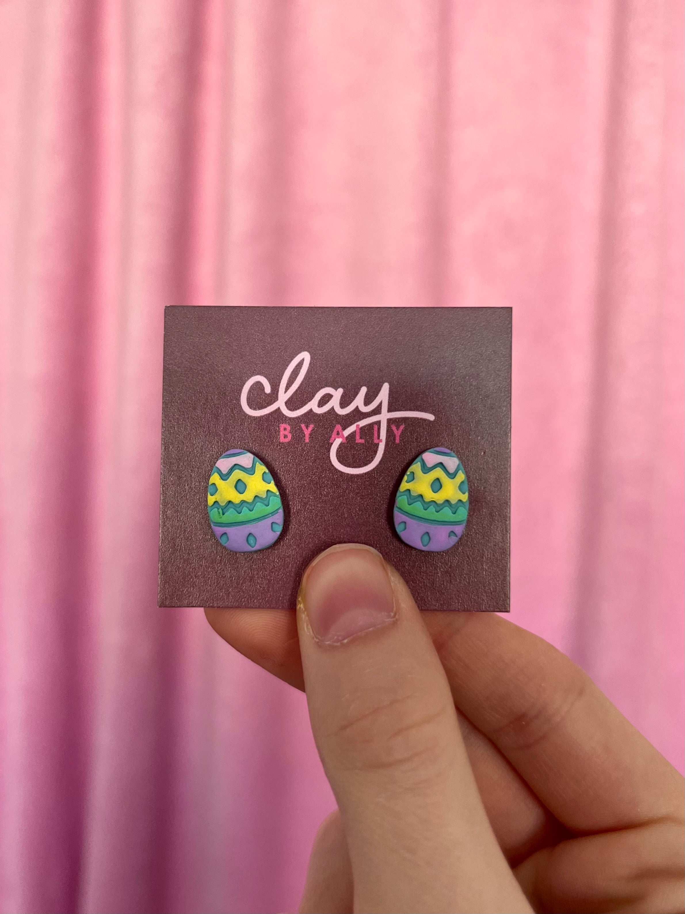 Colorful egg studs